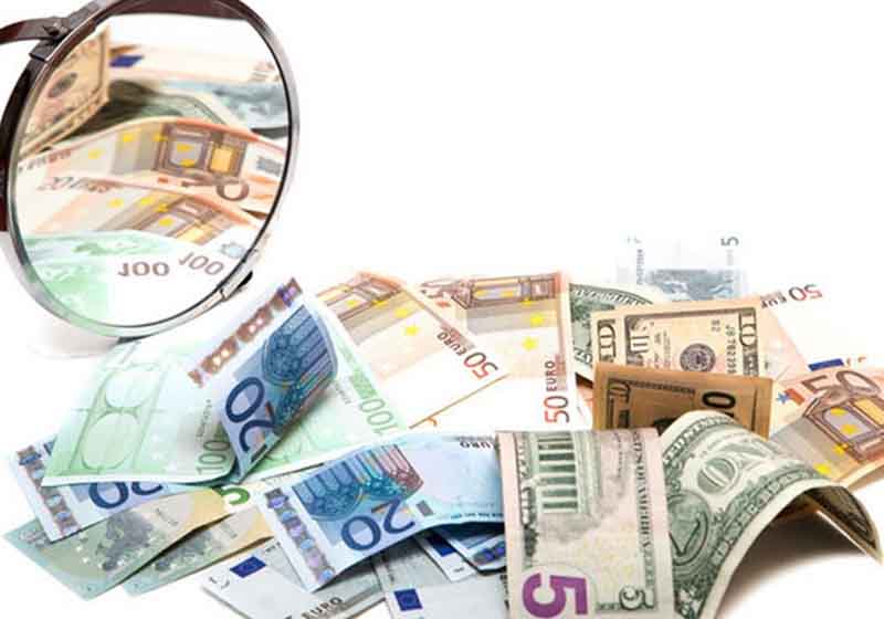 Схема «зеркальный кредит»: как мошенники убеждают людей брать кредиты и отправлять им